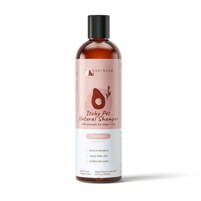 The Itchy Pet Shampoo by kin+kind is a premium, sulfate-free organic solution with avocado and rosemary for pets. It comes in a 12 oz (354 ml) bottle and removes allergens, repairs flaky skin, and soothes hot spots for dogs and cats.
